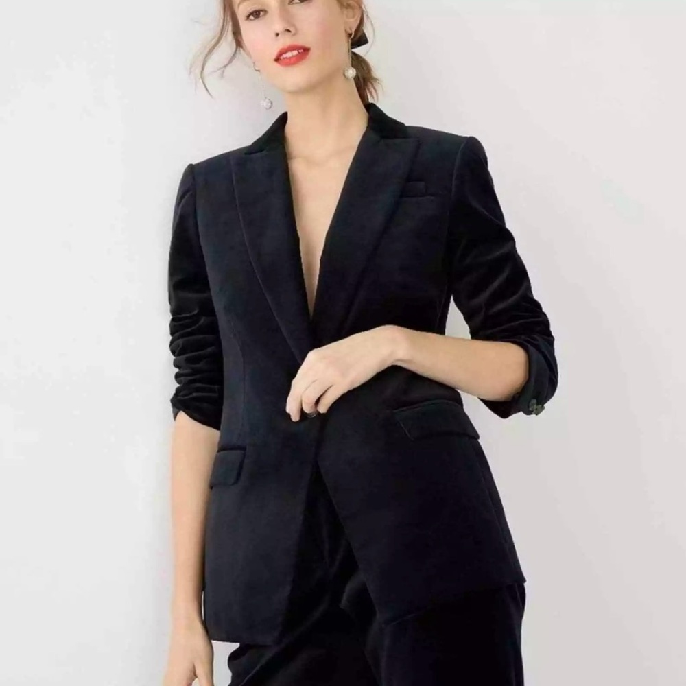 NWT J.Crew Willia Blazer in stretch velvet size 4 black